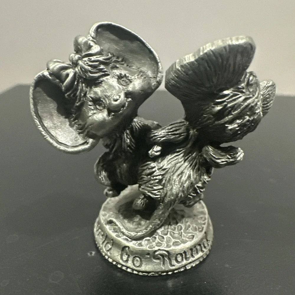 Hudson Pewter Cheddar & Co‎ Mice Love Makes The World Go Round Mini Figurines